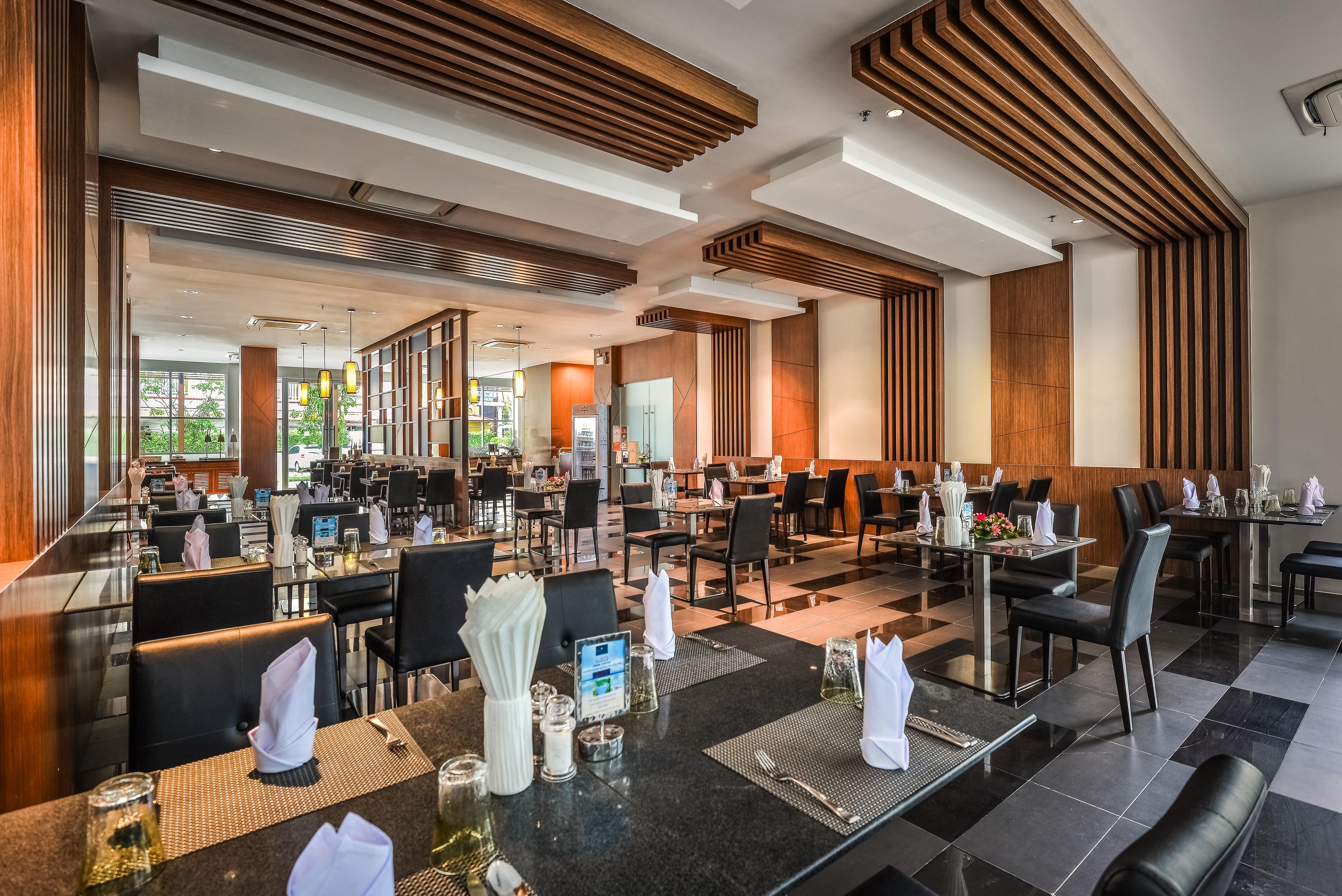 Fishermens Harbour Urban Resort - Sha Extra Plus Patong Luaran gambar